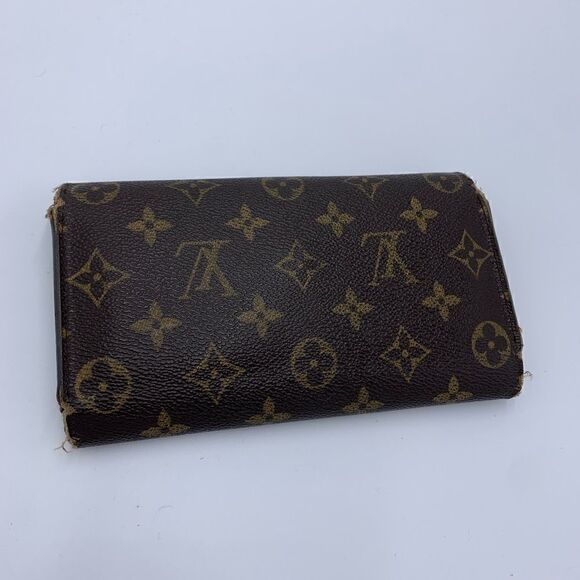 💥AUTHENTIC💥 Louis Vuitton Monogram Sarah Wallet - Picture 2 of 10